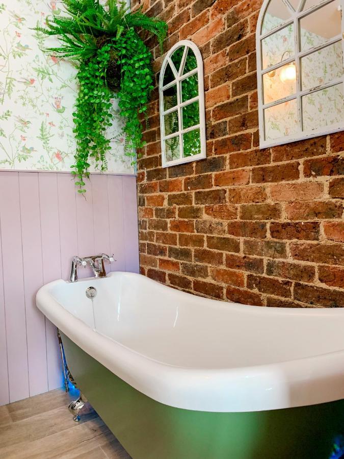 サンダウン The Townhouse 101 Bed & Breakfast エクステリア 写真