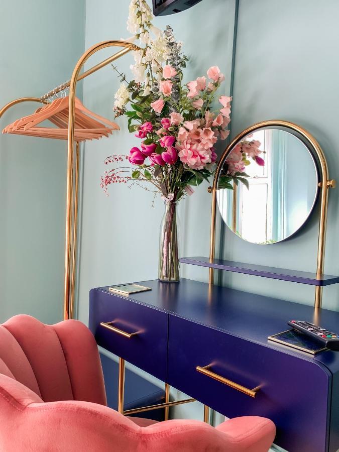サンダウン The Townhouse 101 Bed & Breakfast エクステリア 写真