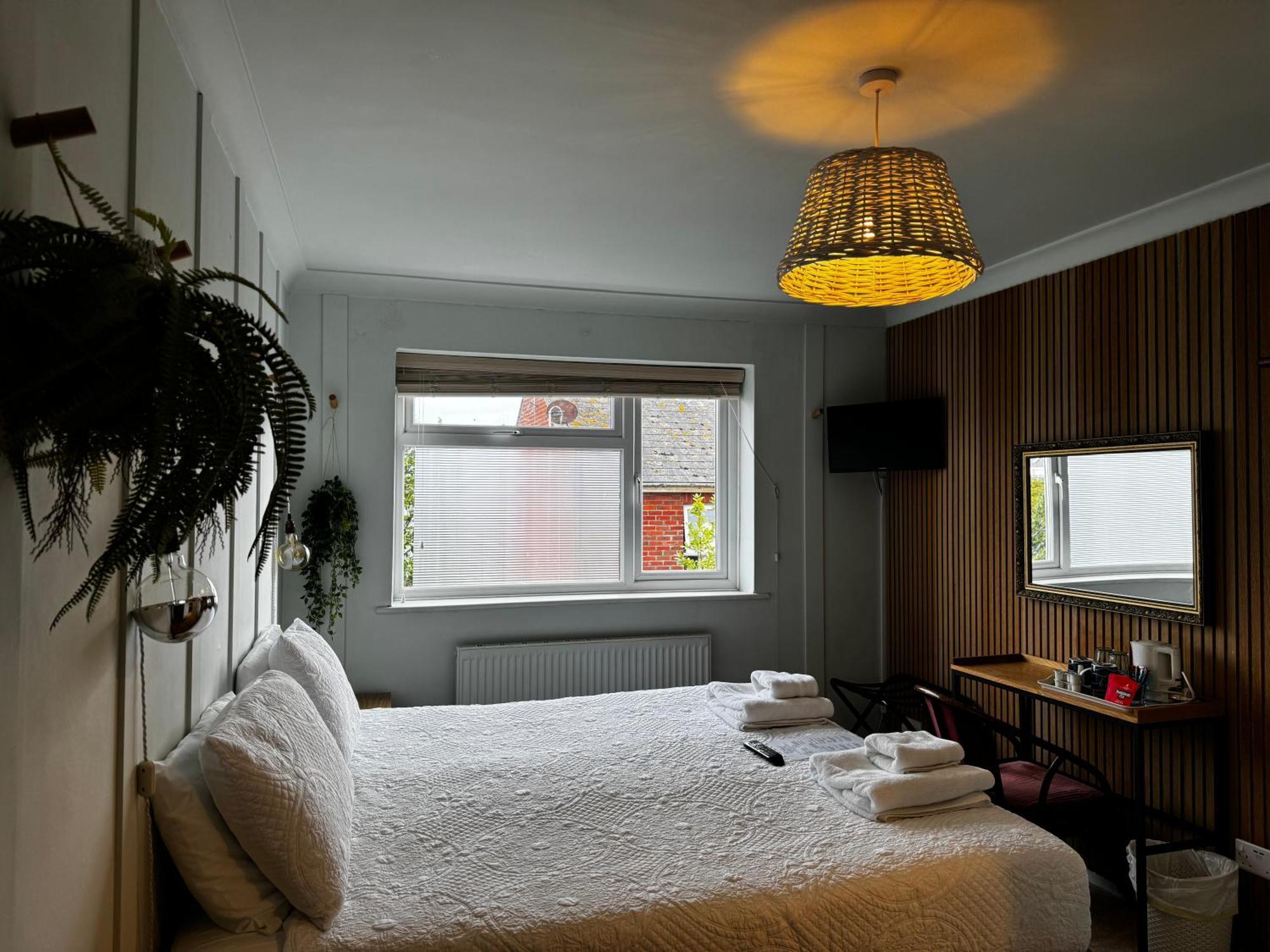 サンダウン The Townhouse 101 Bed & Breakfast エクステリア 写真